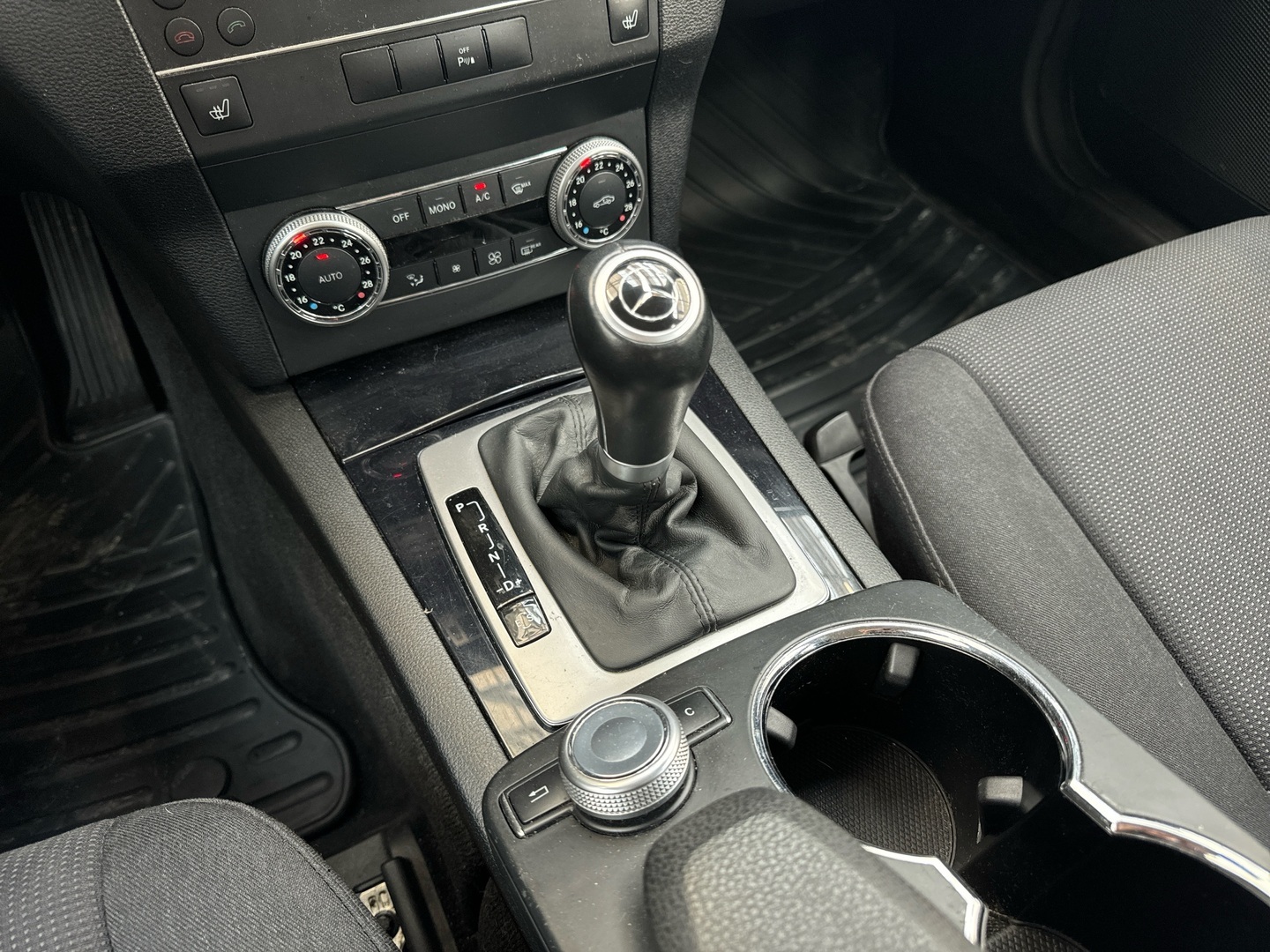 MERCEDES-BENZ GLK 2010
