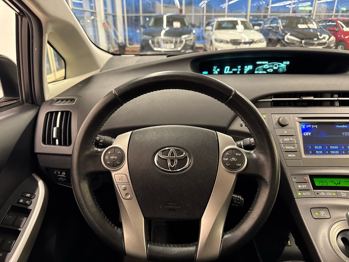 TOYOTA Prius 2016