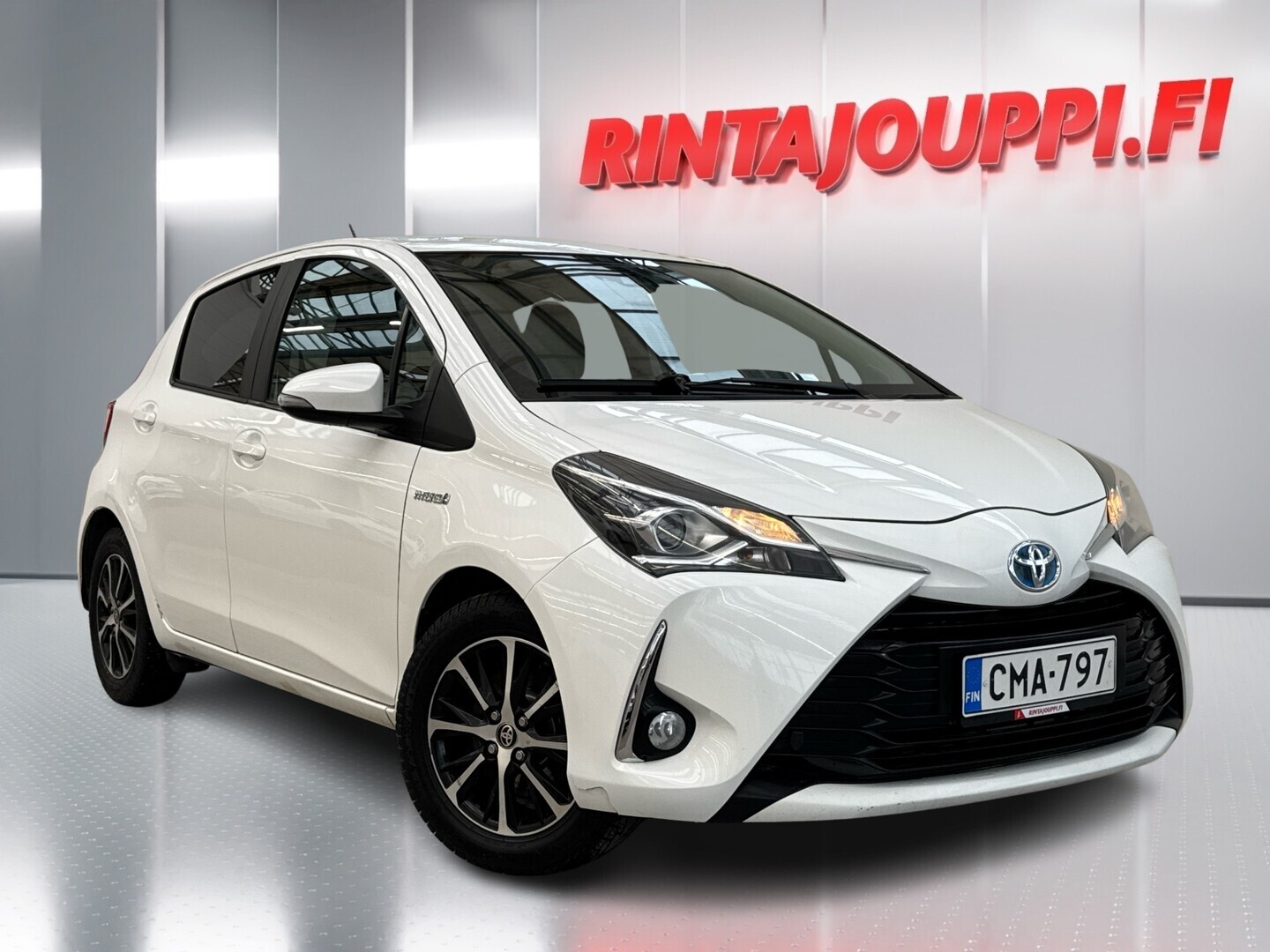 TOYOTA Yaris 2019