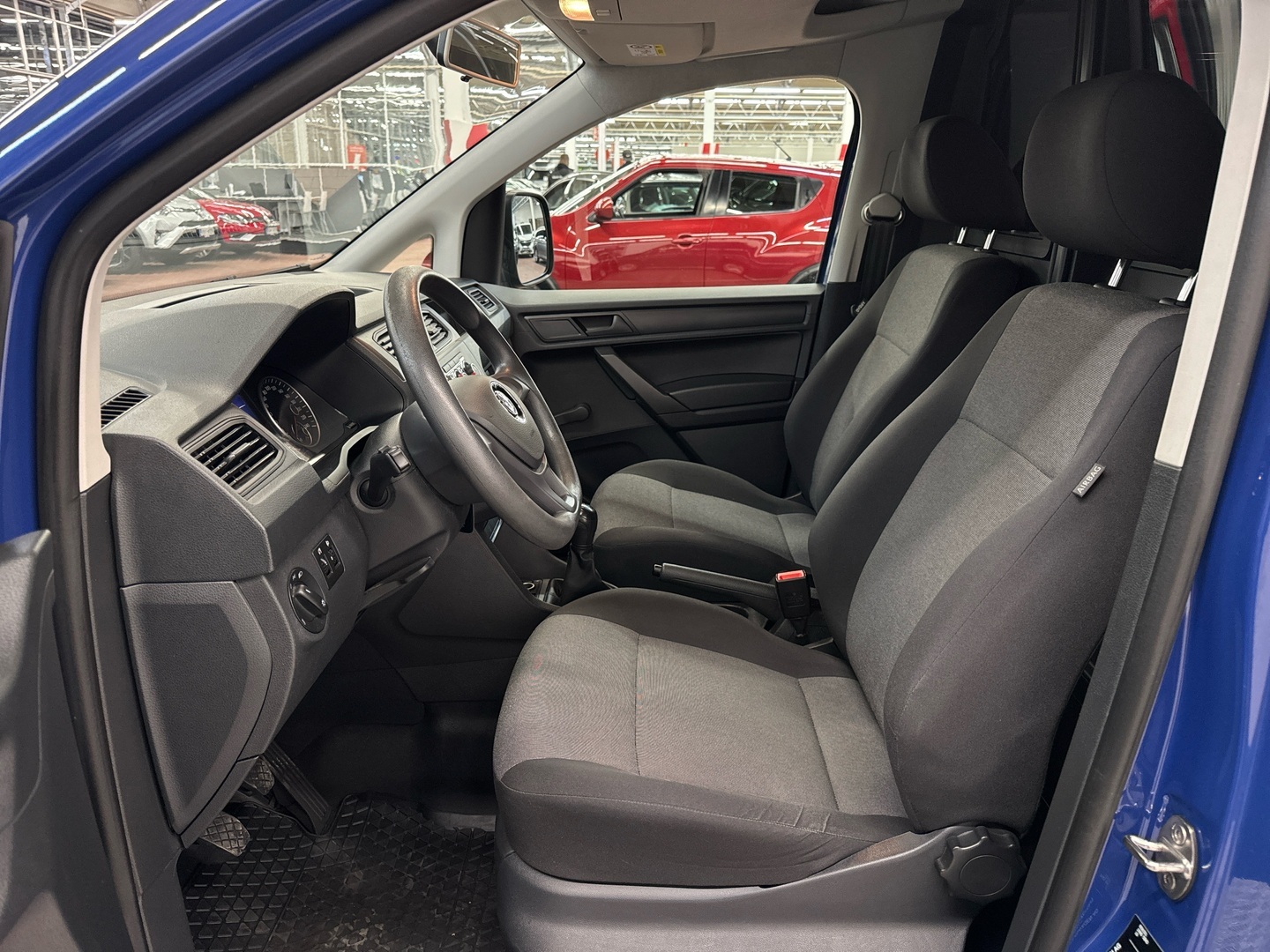 VOLKSWAGEN Caddy 2019