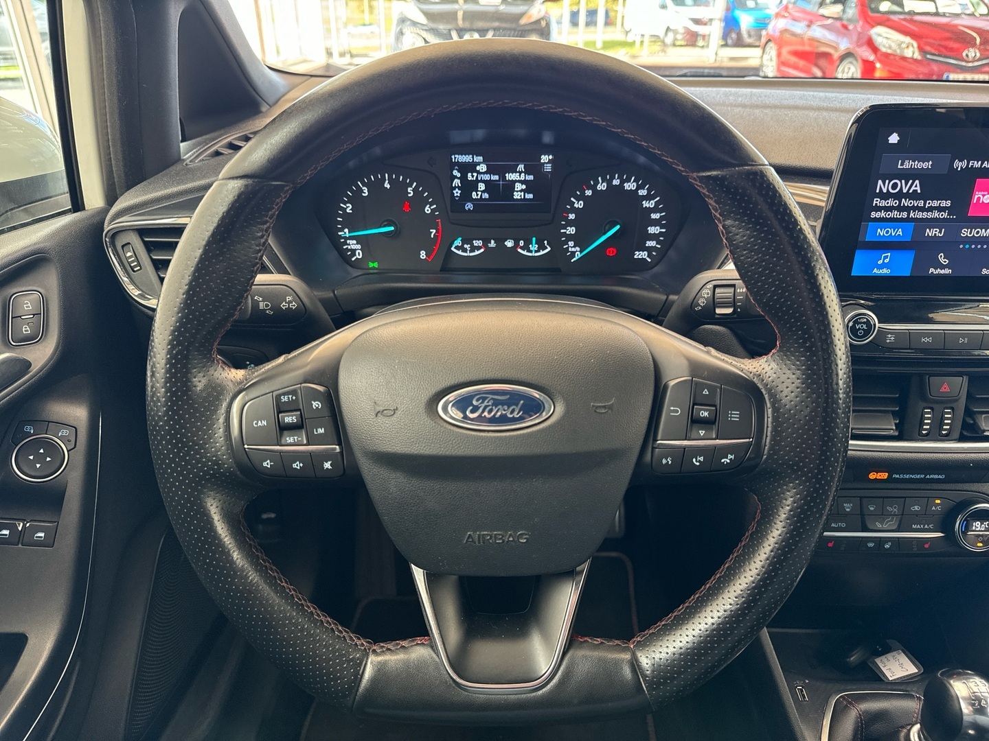 FORD Fiesta Van 2019