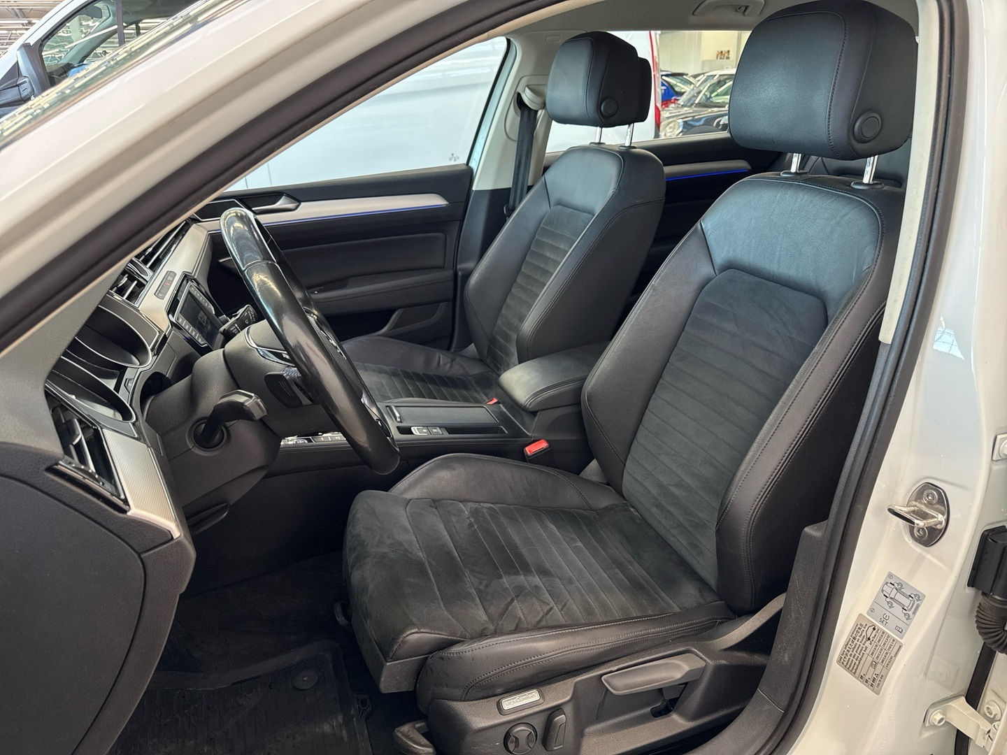 VOLKSWAGEN Passat 2016