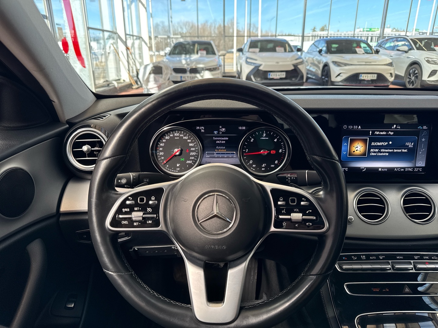 MERCEDES-BENZ E 2019