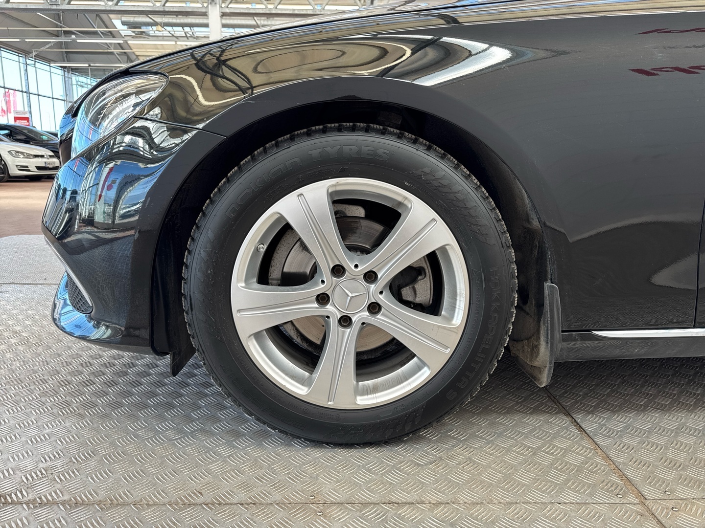 MERCEDES-BENZ E 2019