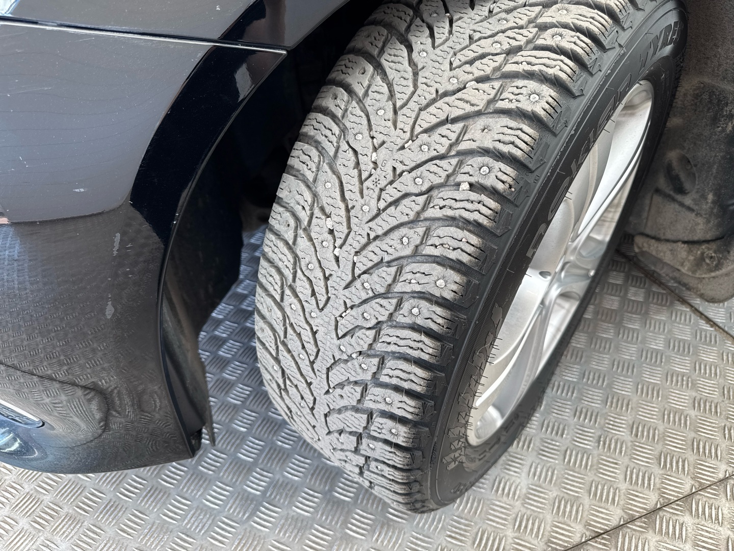 MERCEDES-BENZ E 2019