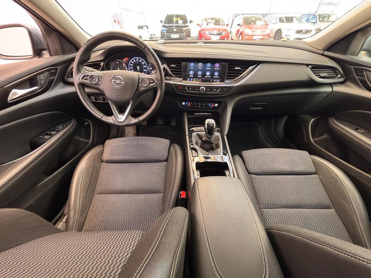 OPEL Insignia 2020