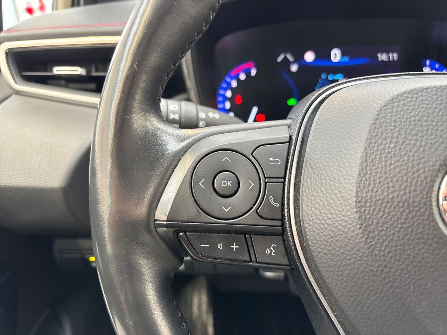 TOYOTA Corolla 18