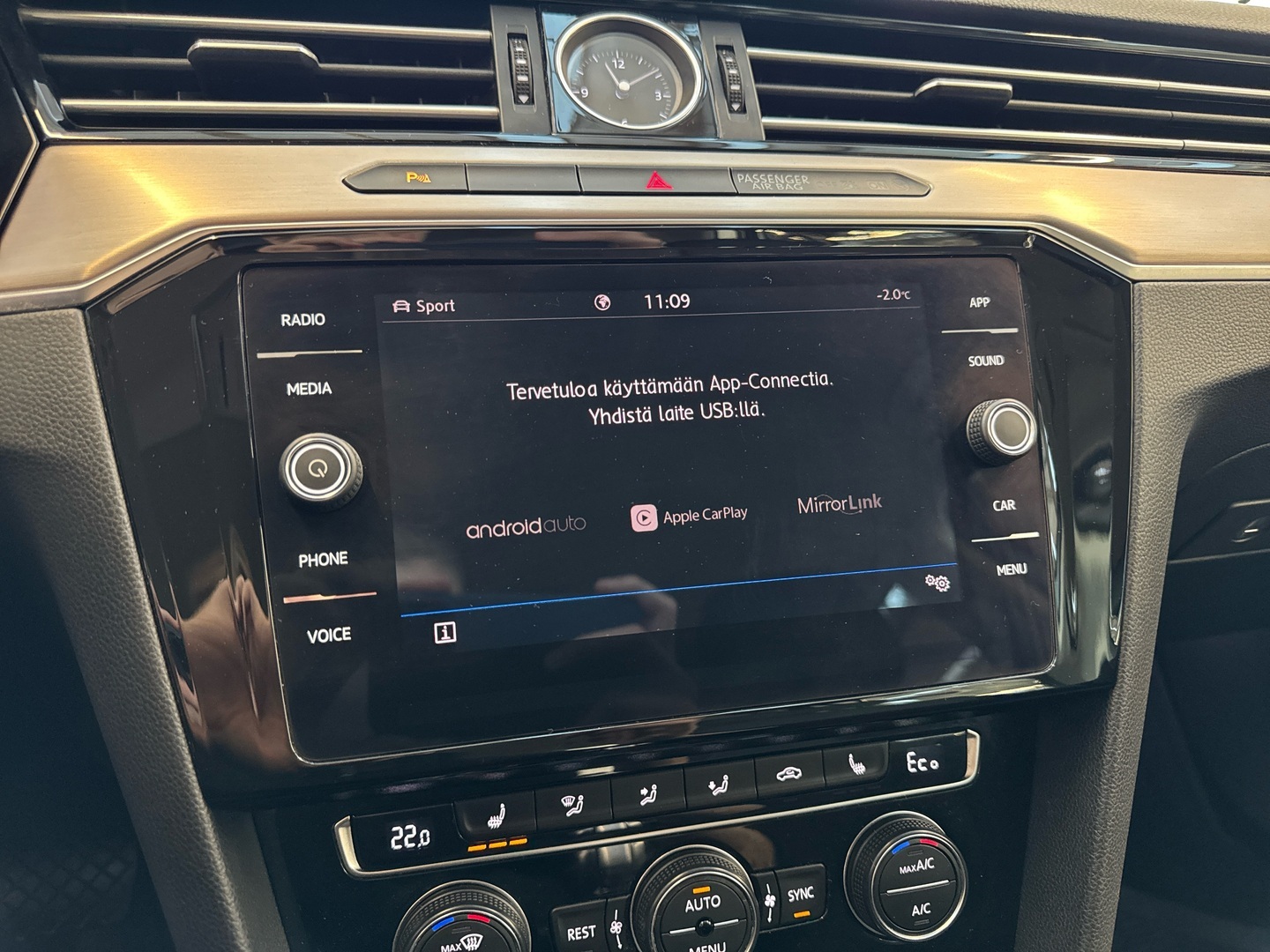 VOLKSWAGEN Passat 2018