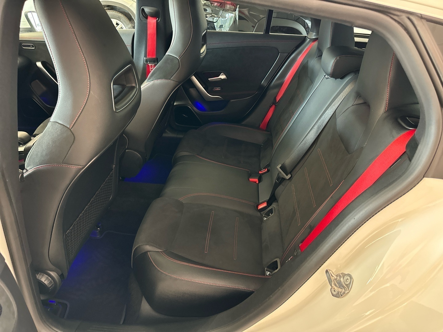 MERCEDES-BENZ CLA 45 AMG 2020
