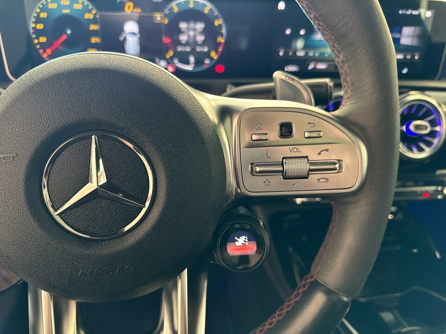 MERCEDES-BENZ CLA 45 AMG 2020