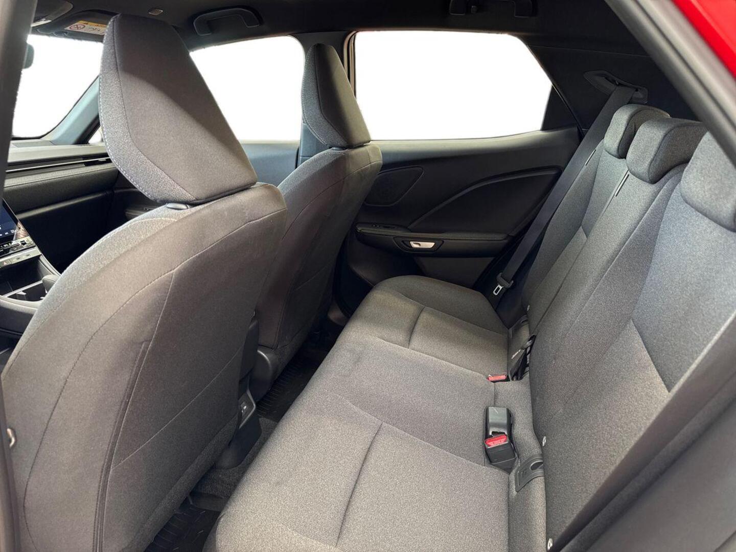 LEXUS LBX 10
