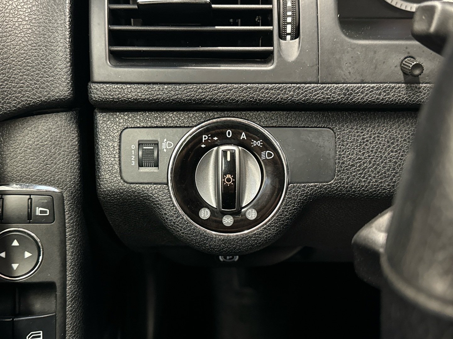 MERCEDES-BENZ C 2008