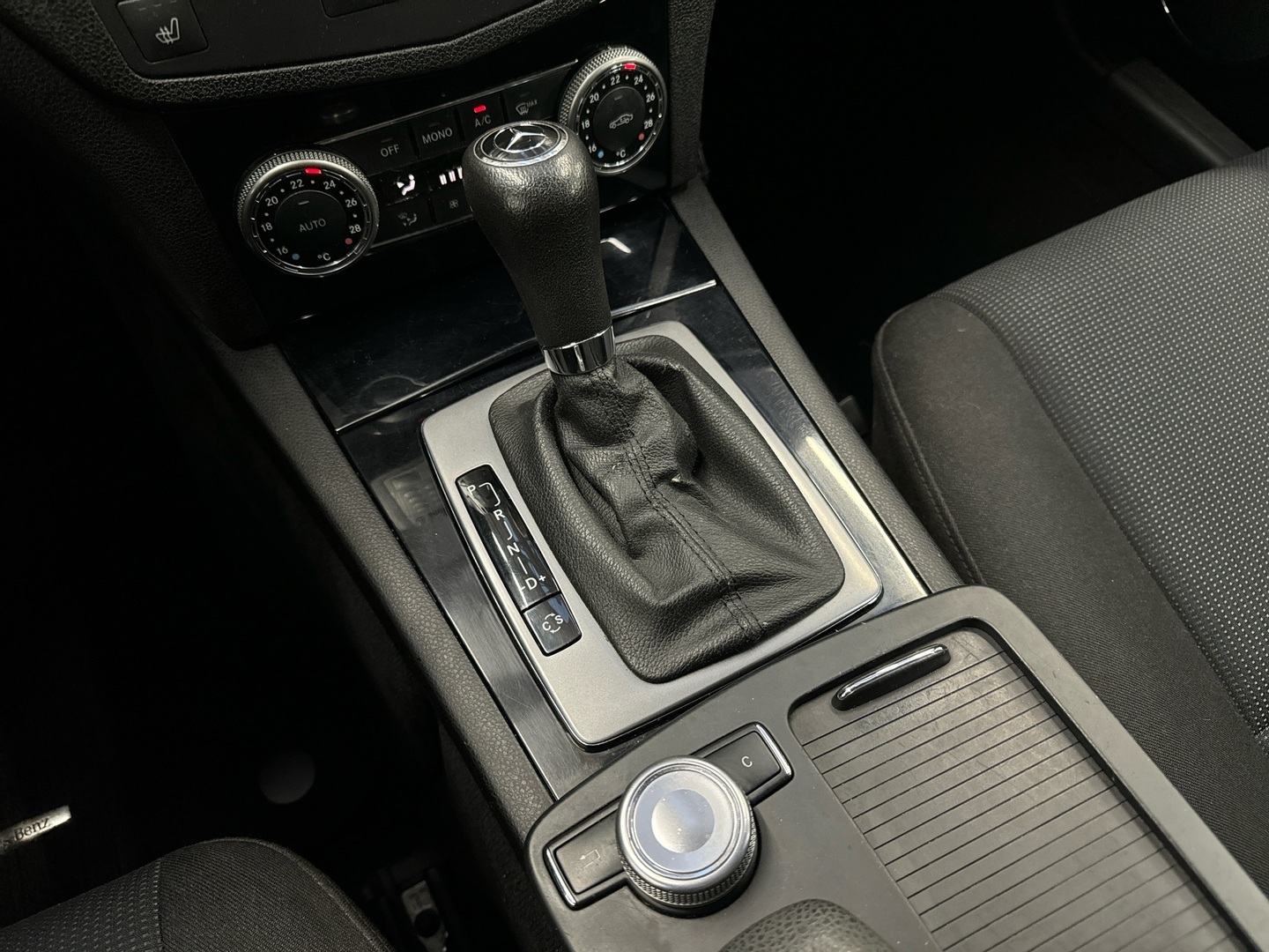 MERCEDES-BENZ C 2008