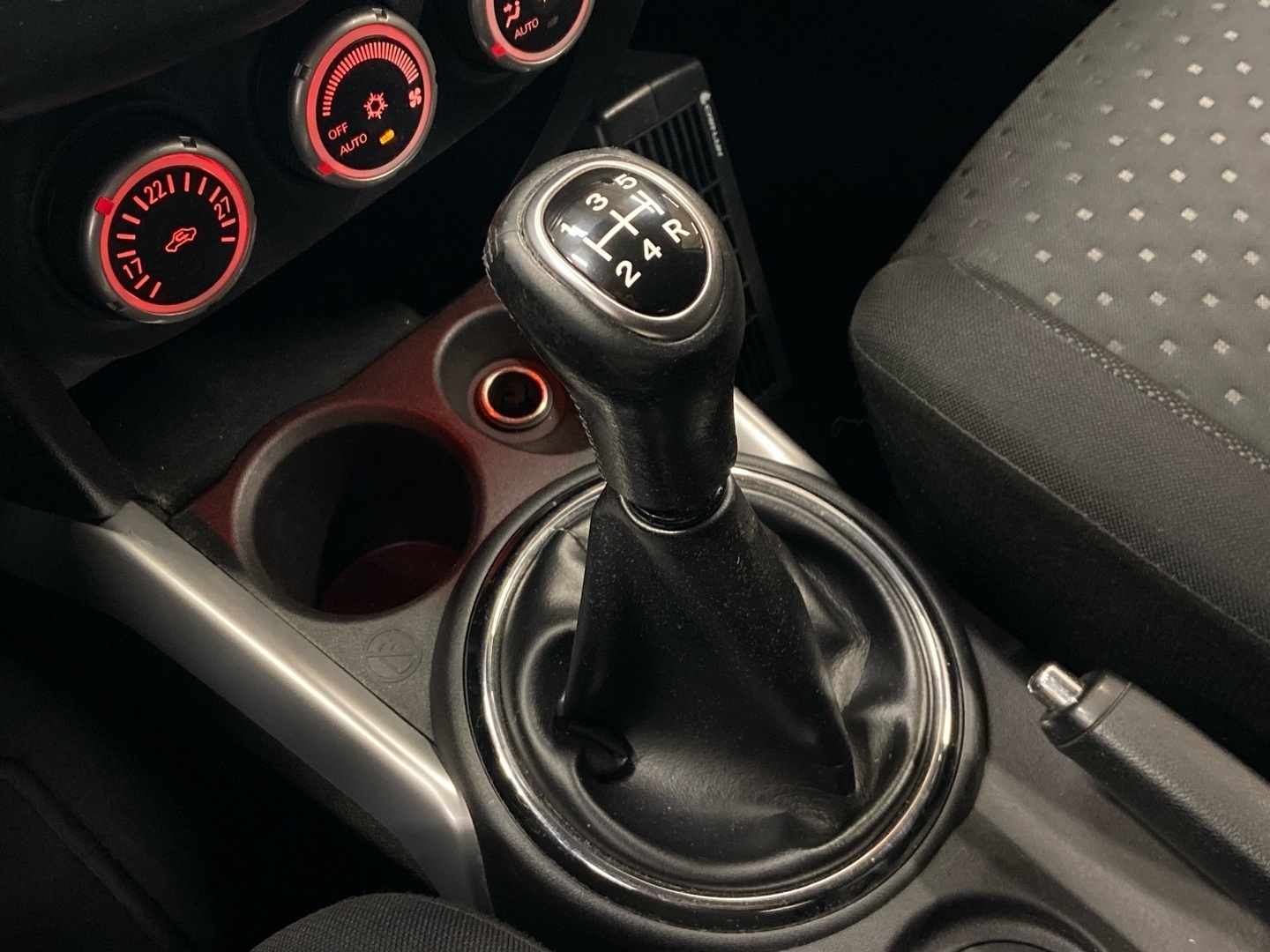 MITSUBISHI ASX 19