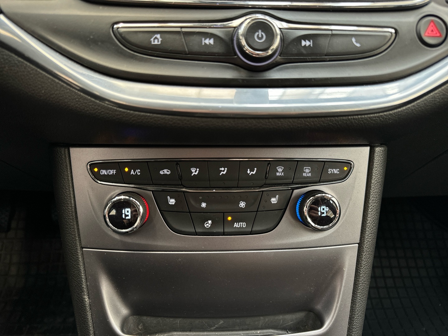 OPEL Astra 2017