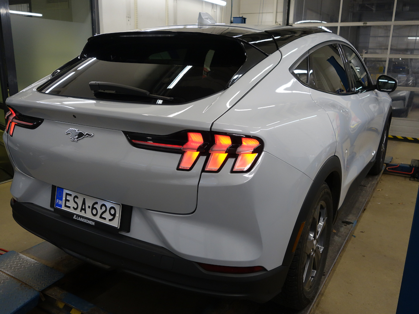 FORD Mustang Mach-E 2021