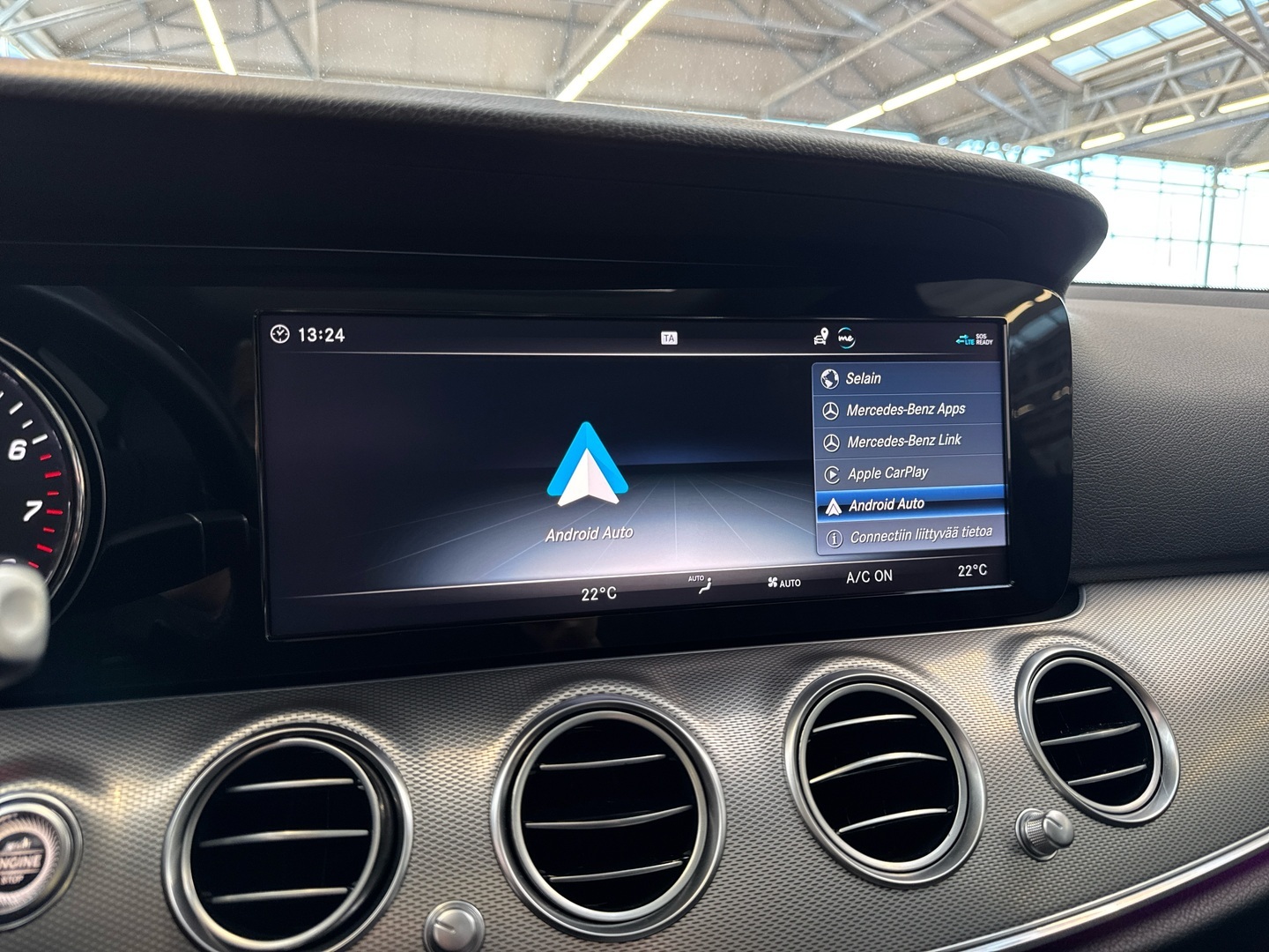 MERCEDES-BENZ E 2018