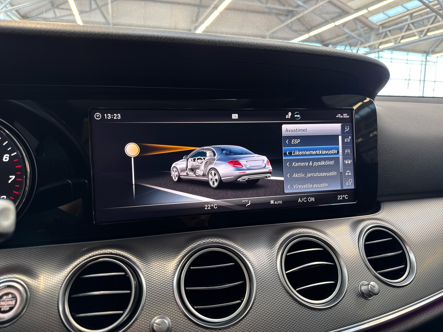 MERCEDES-BENZ E 2018