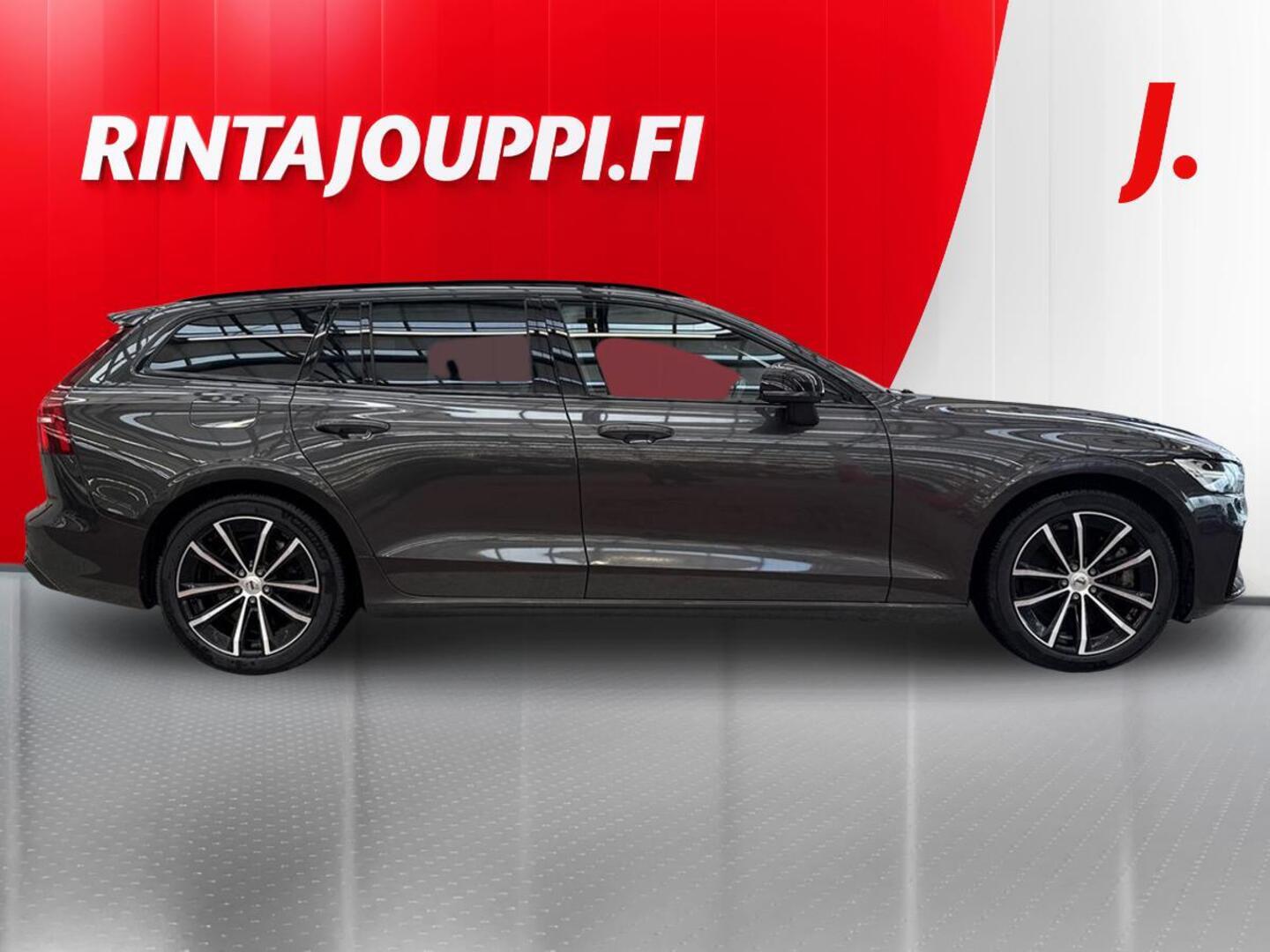 VOLVO V60 2024