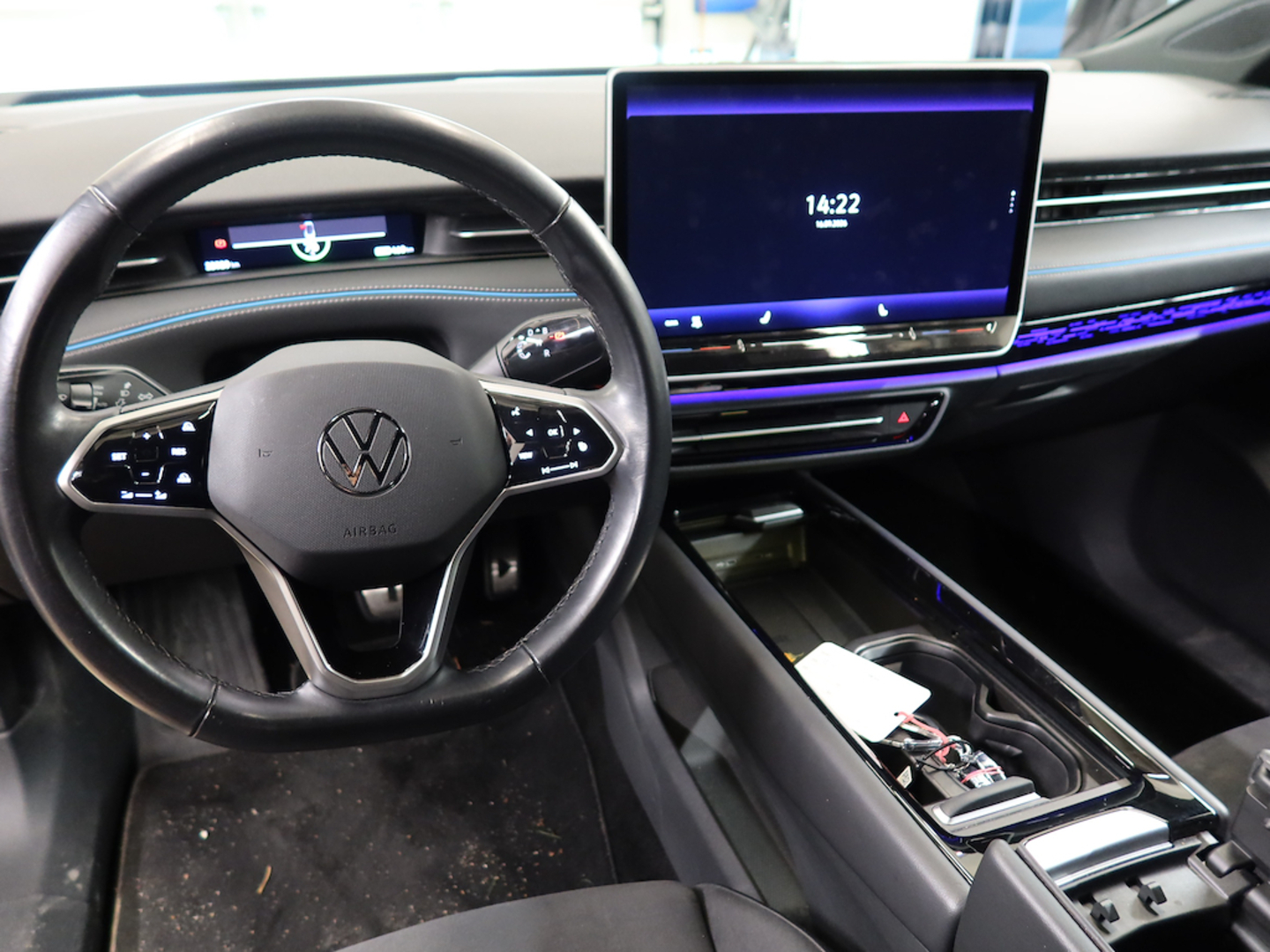 VOLKSWAGEN ID.7 5