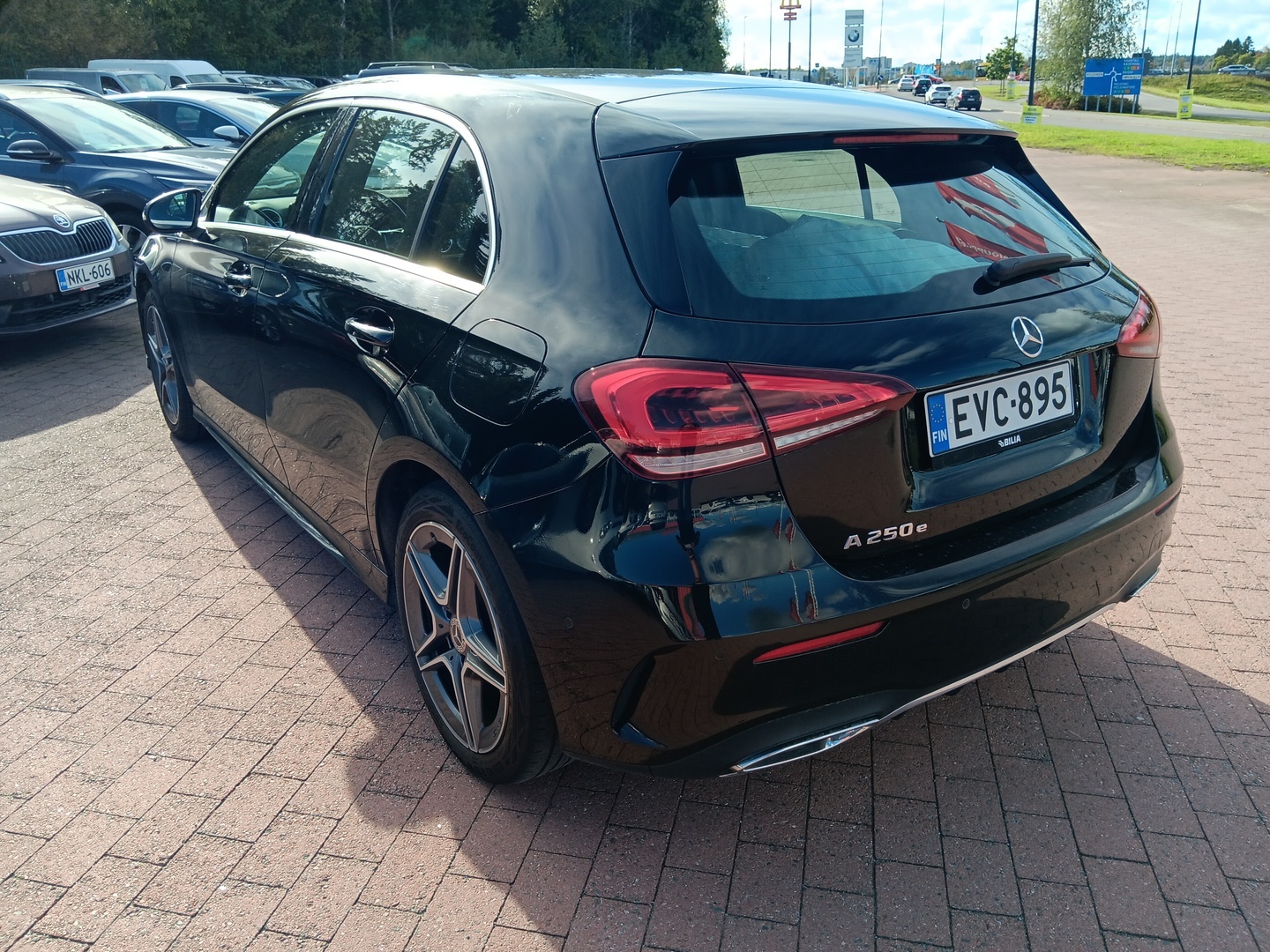 MERCEDES-BENZ A 2023