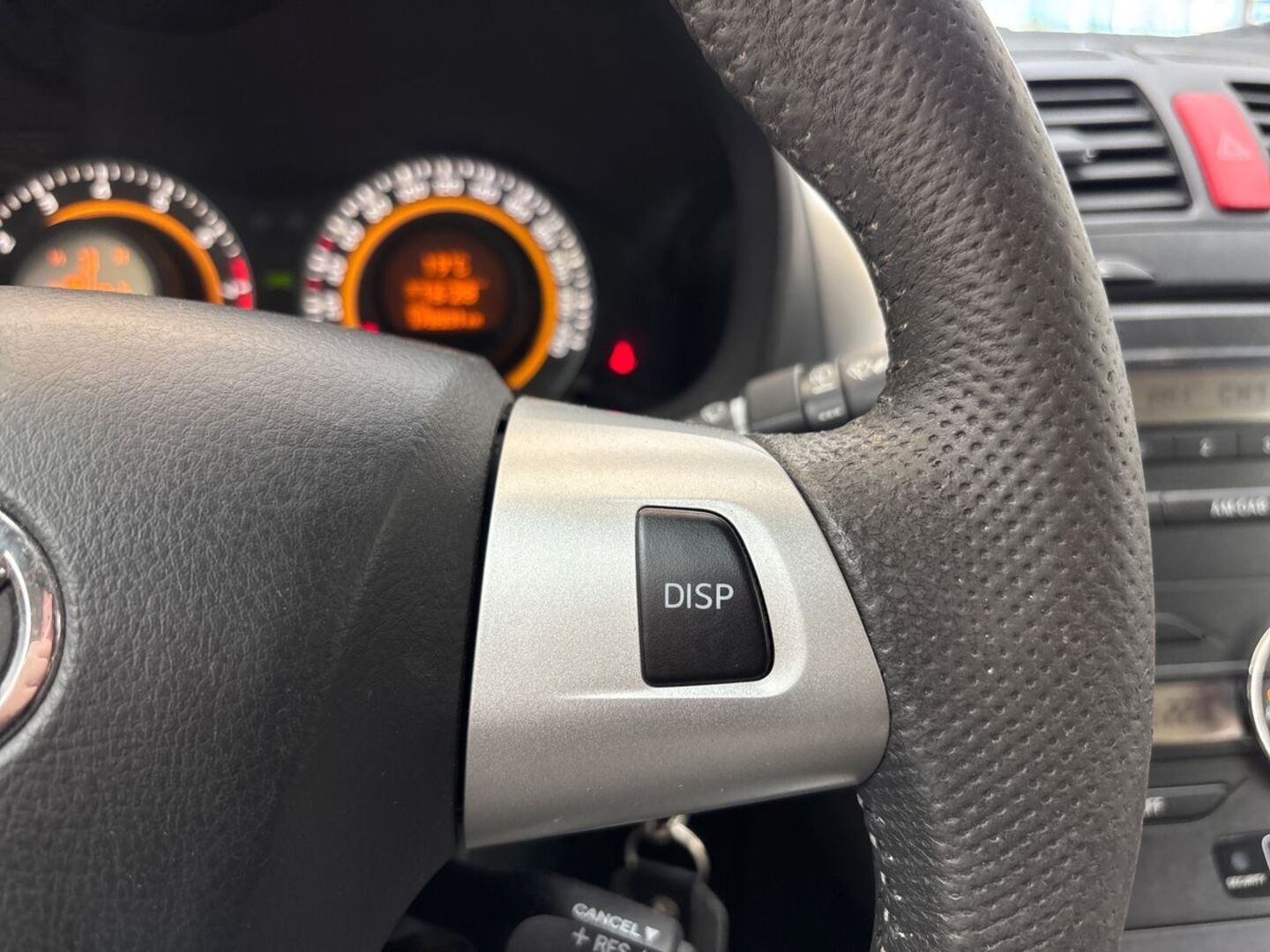 TOYOTA Auris 2011