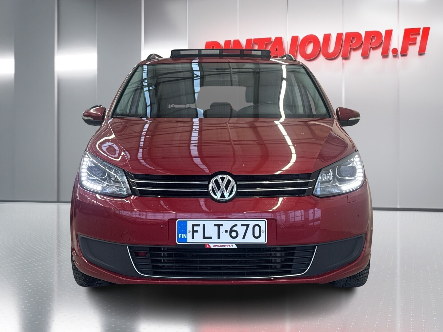 VOLKSWAGEN Touran 2015