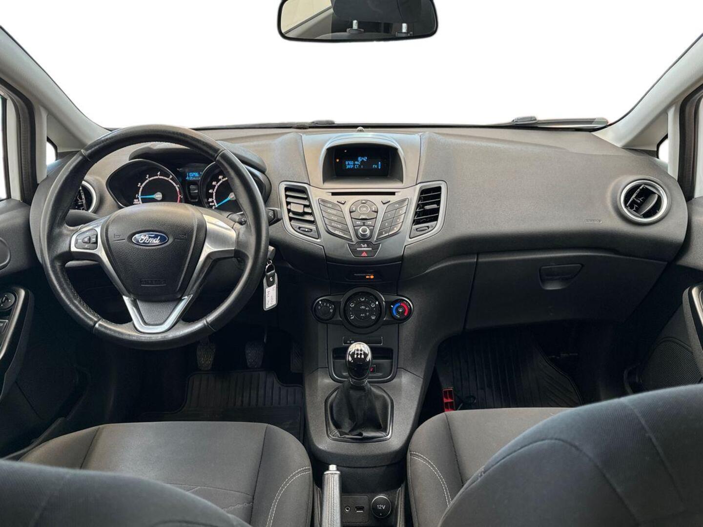 FORD Fiesta 2016