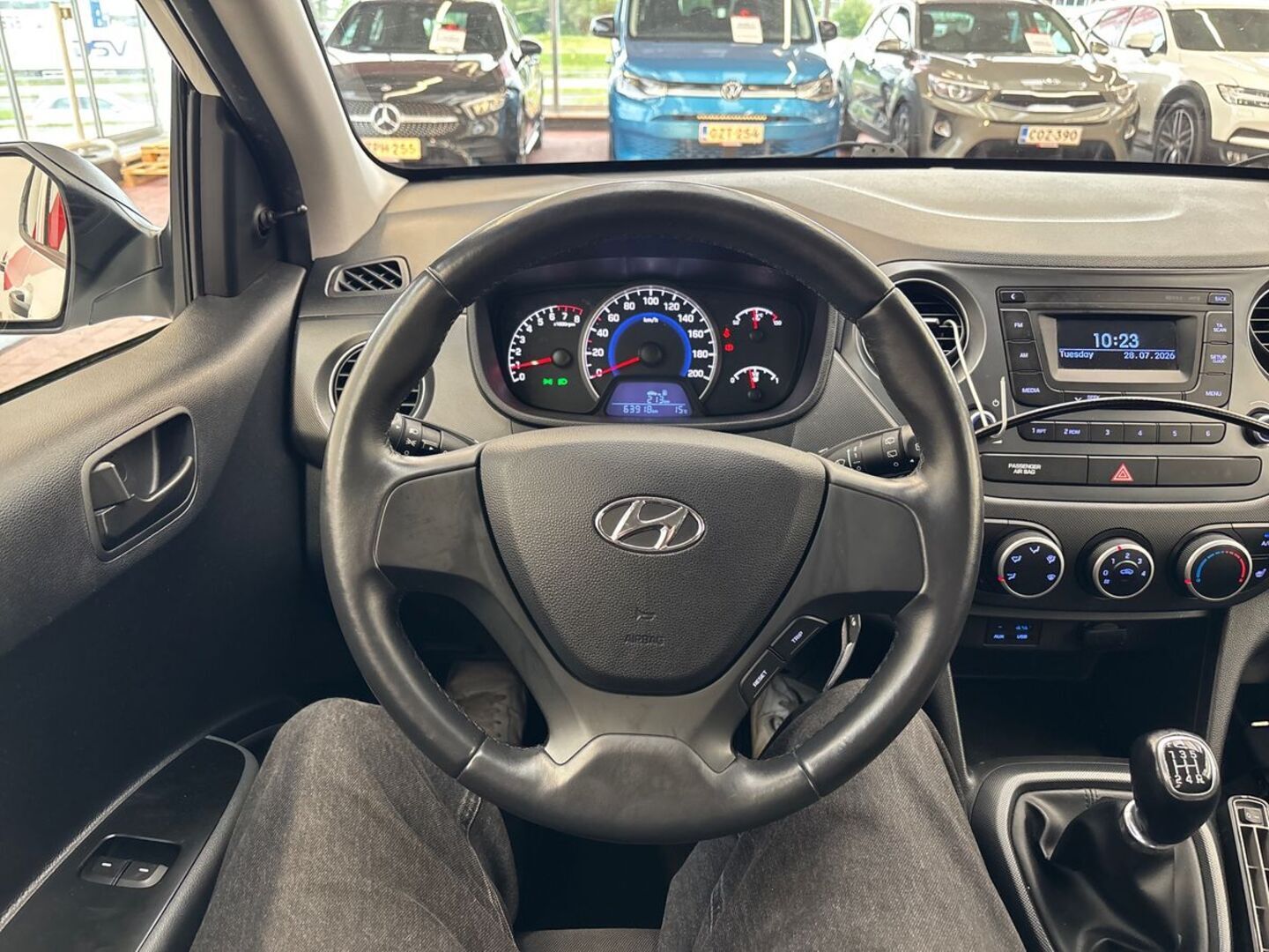 HYUNDAI i10 2017