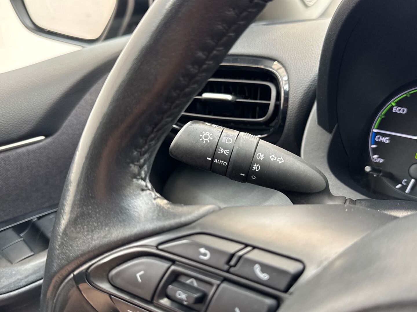 TOYOTA Yaris 2022