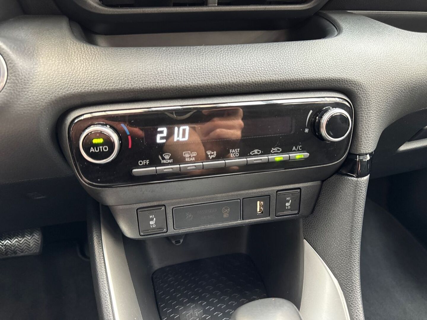 TOYOTA Yaris 2022