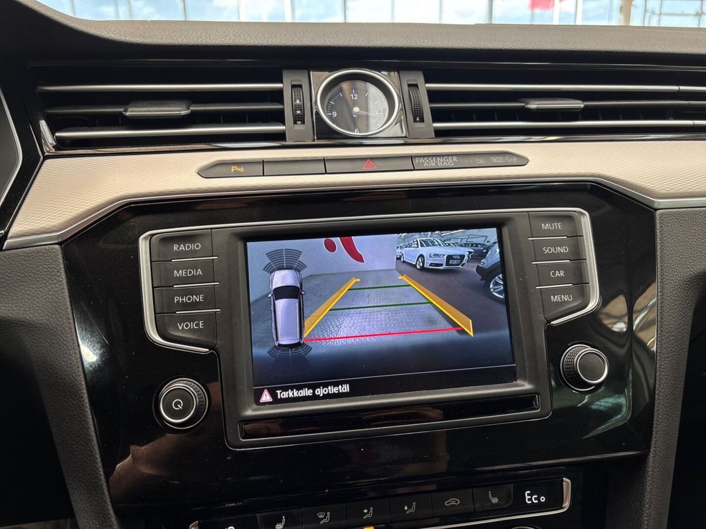 VOLKSWAGEN Passat 2016