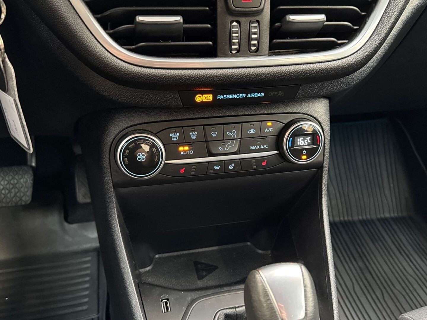 FORD Fiesta 2020