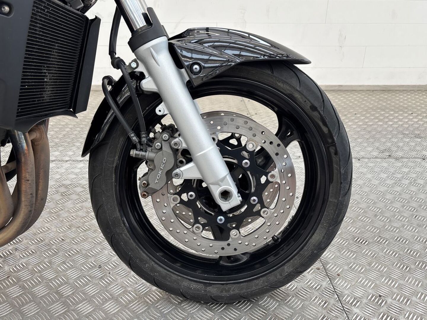 SUZUKI GSR 2006