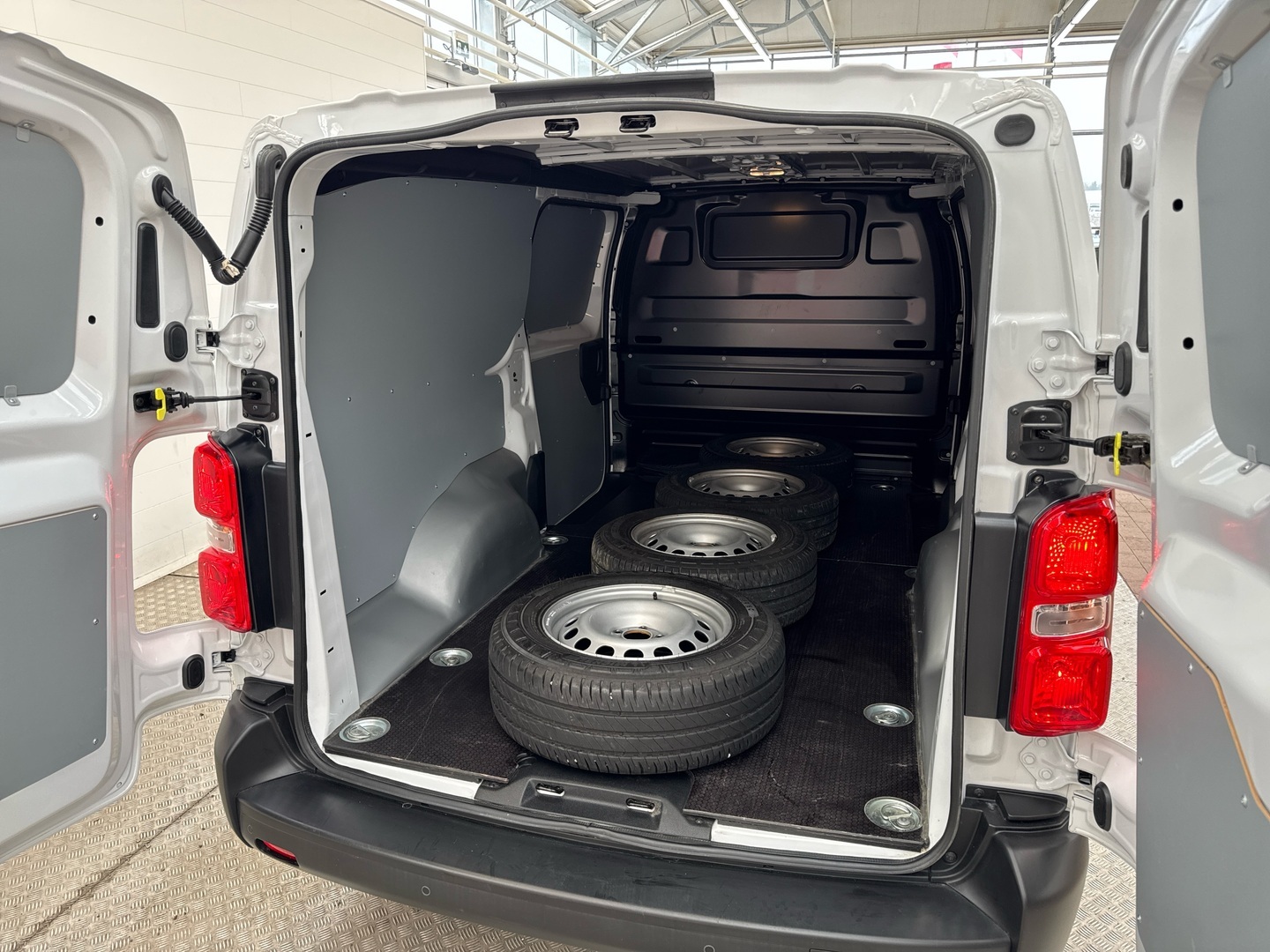 CITROEN e-Jumpy 2024