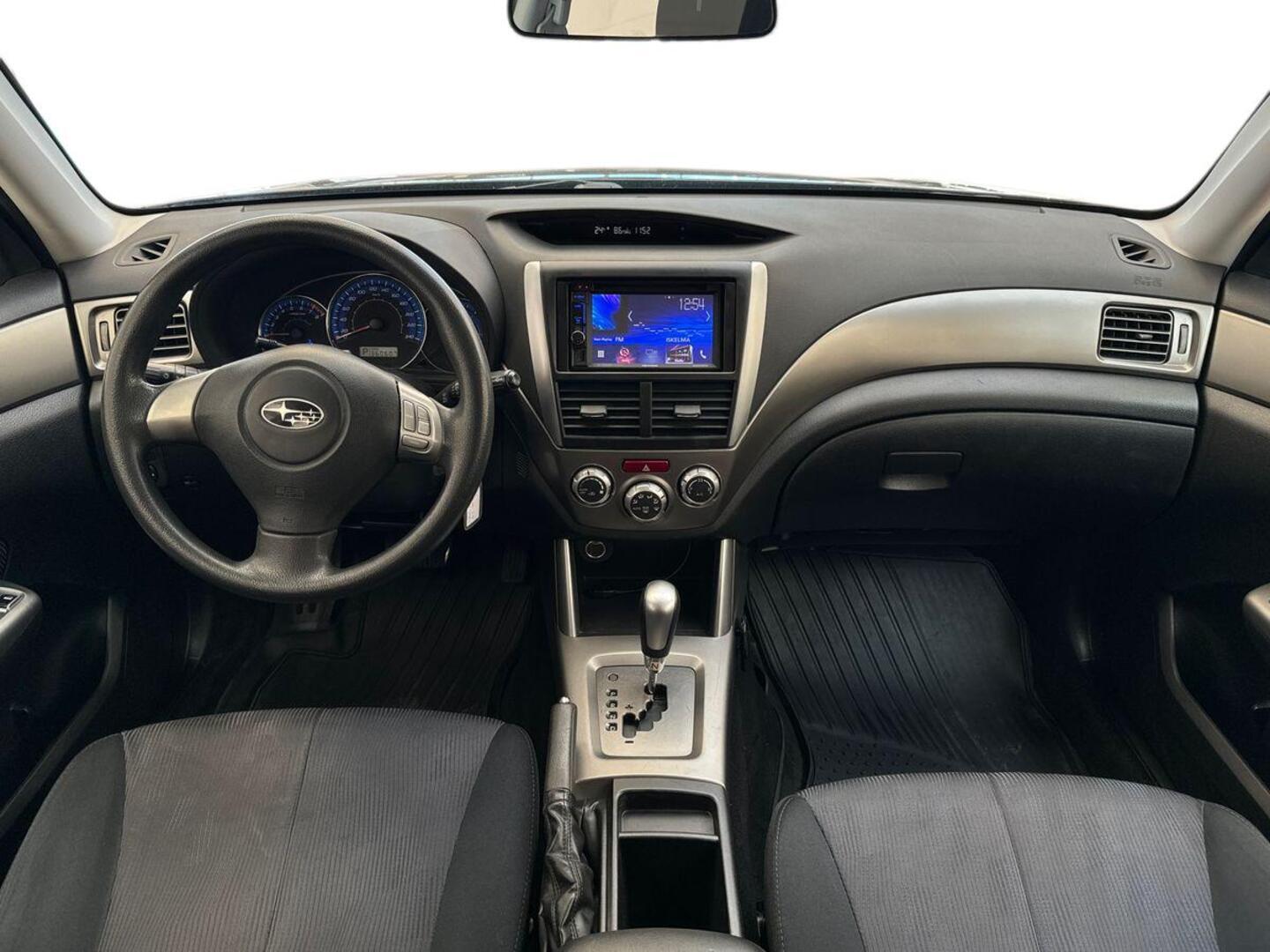 SUBARU Forester 2009