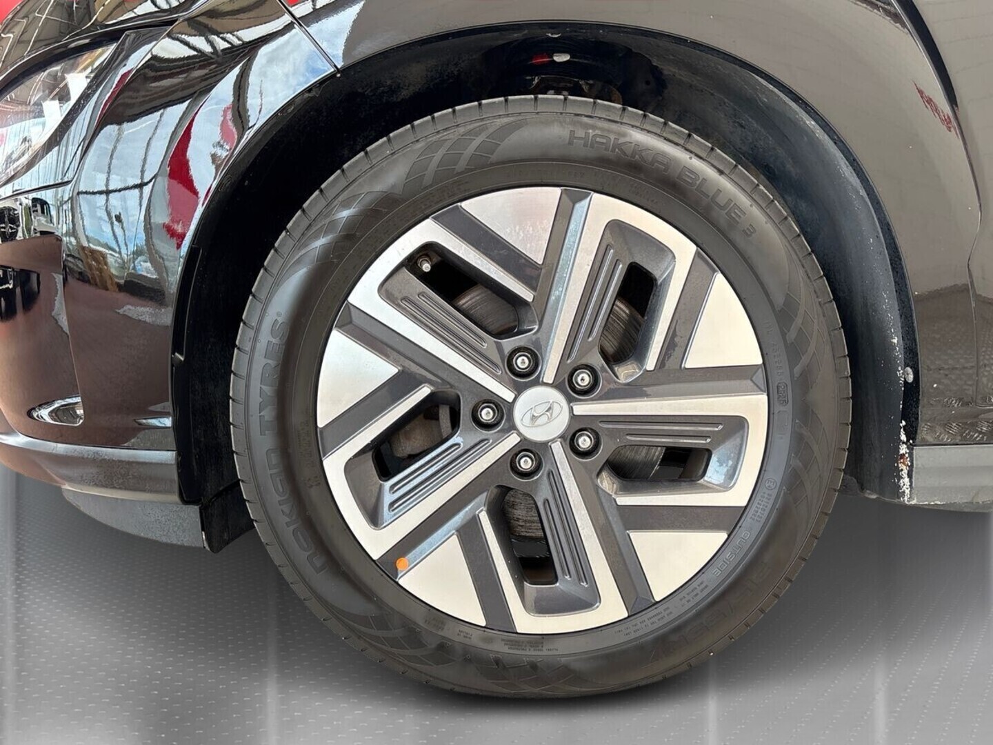 HYUNDAI KONA 13