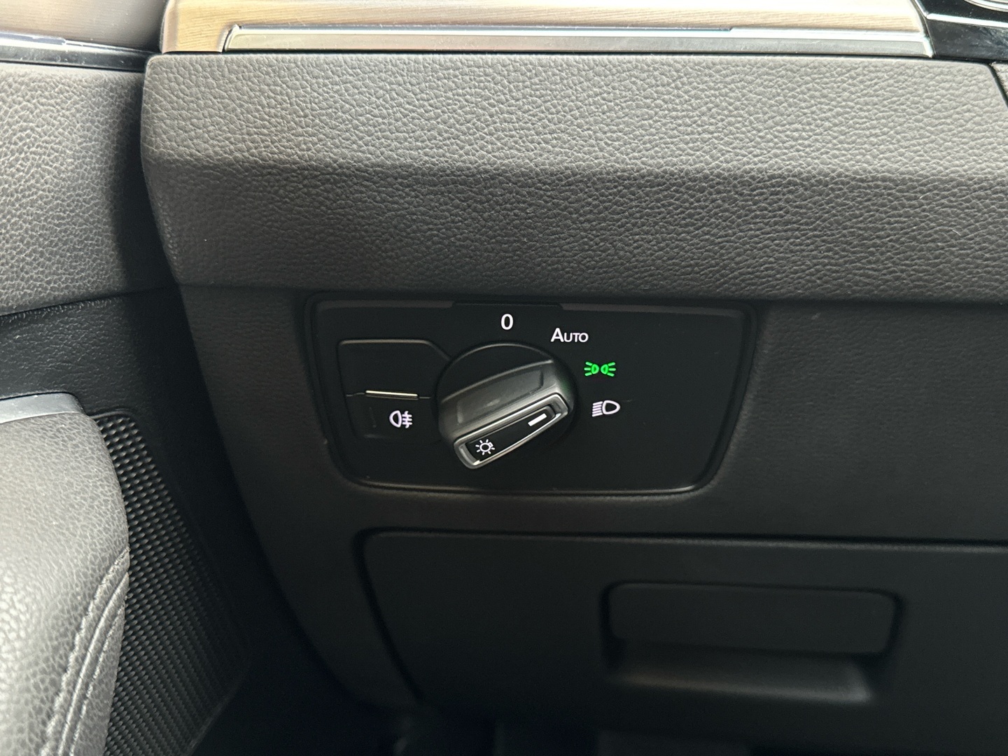 VOLKSWAGEN Passat 2018