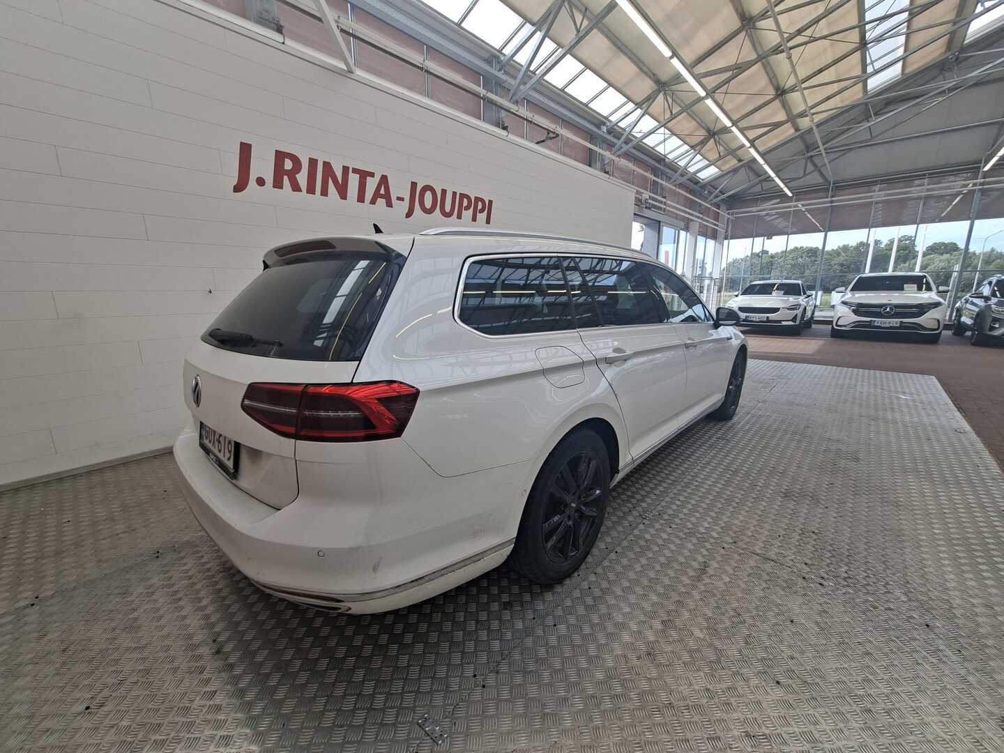 VOLKSWAGEN Passat 2017