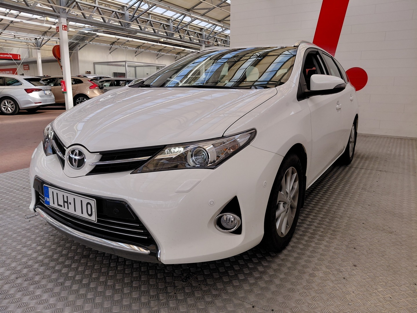 TOYOTA Auris 2013