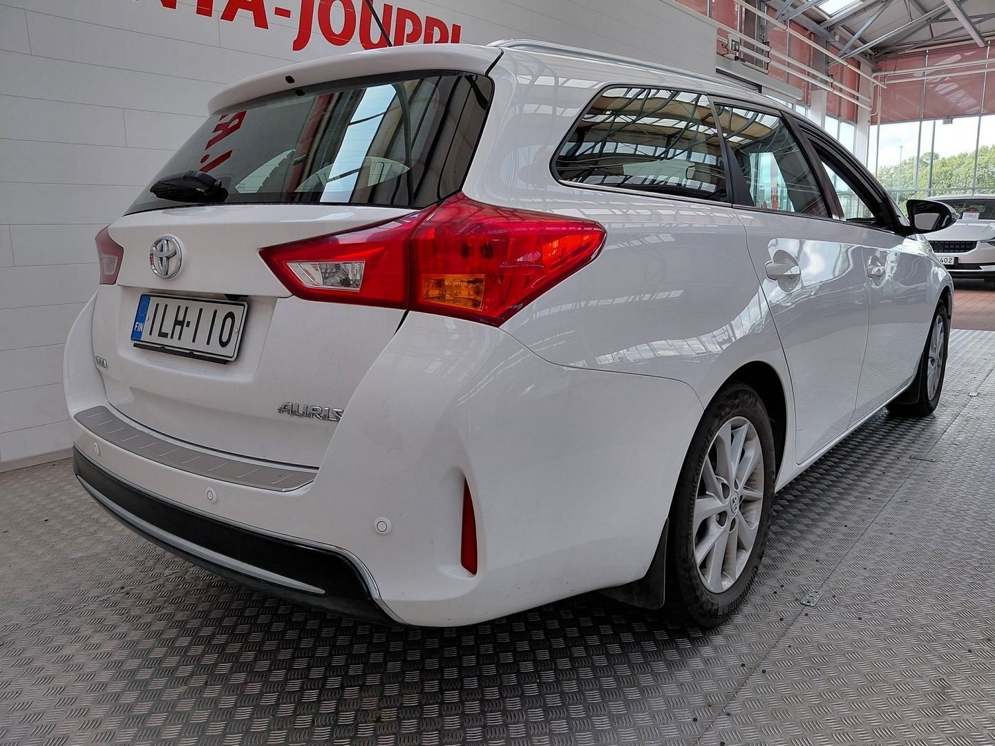TOYOTA Auris 2013