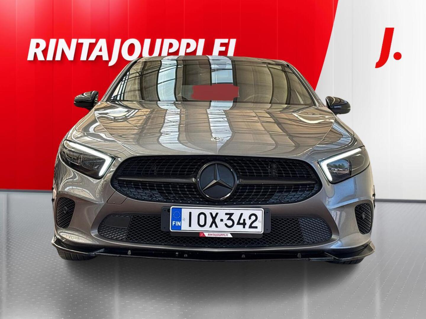 MERCEDES-BENZ A 2020