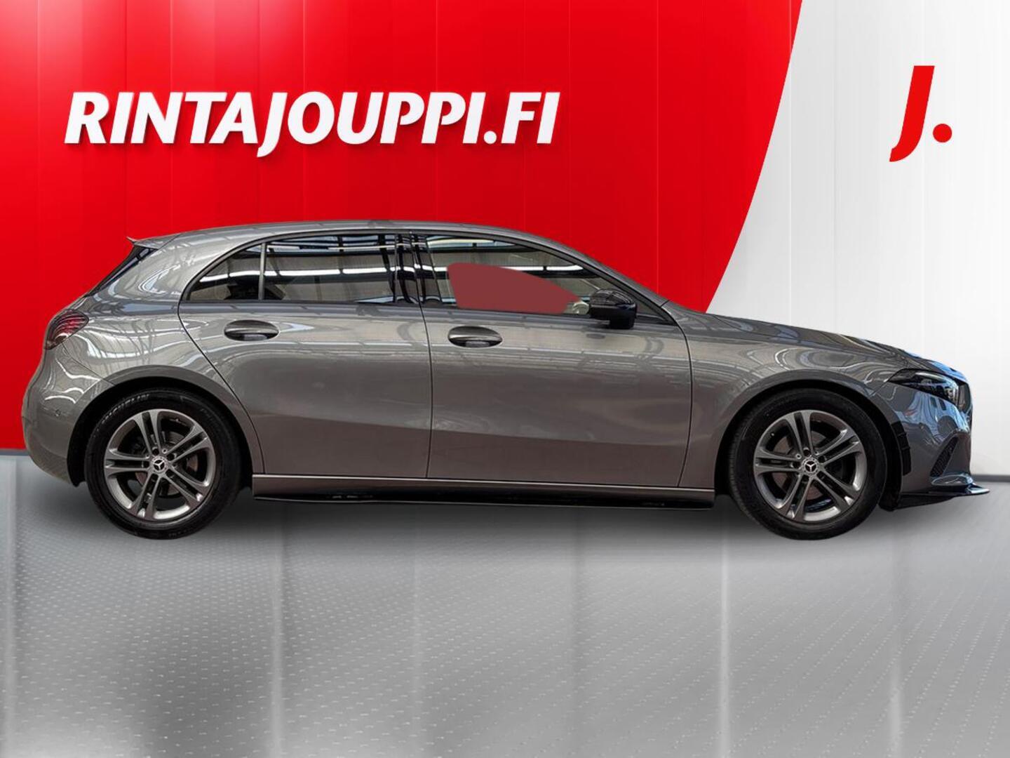 MERCEDES-BENZ A 2020