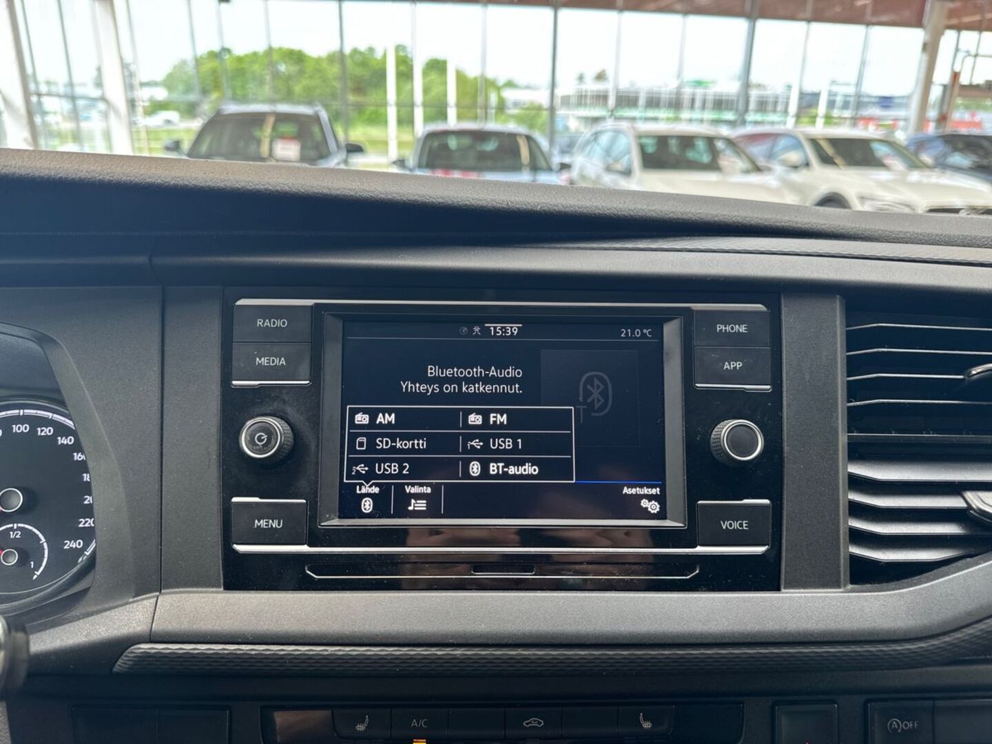 VOLKSWAGEN Transporter 2022