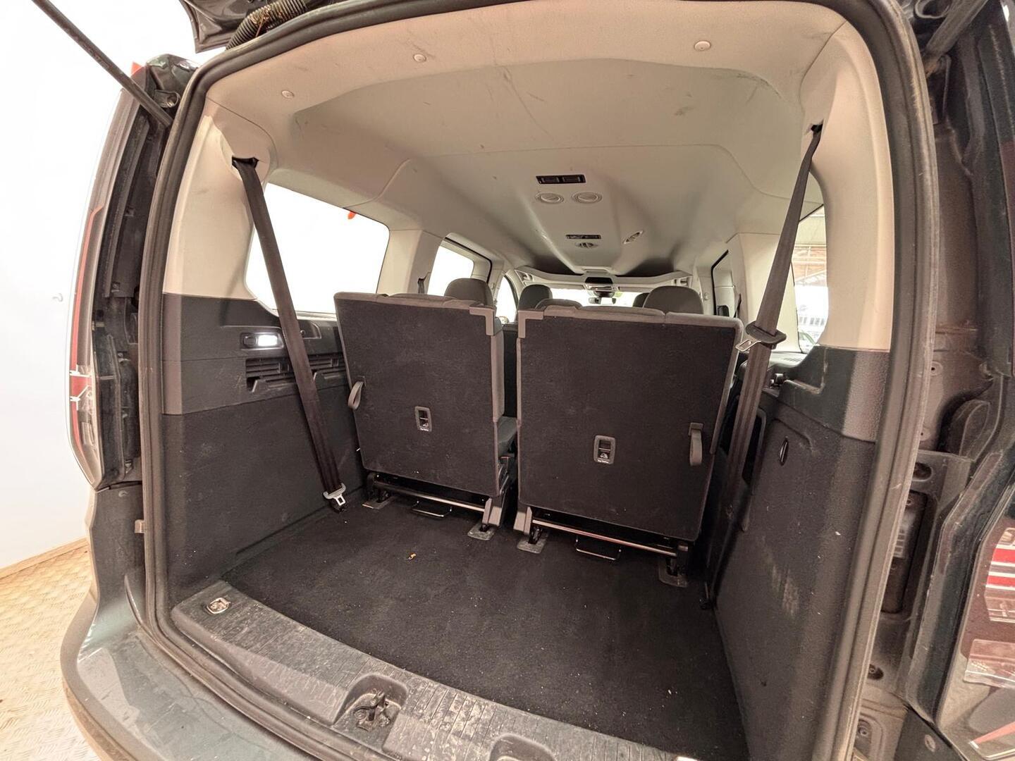 VOLKSWAGEN Caddy Maxi 2023