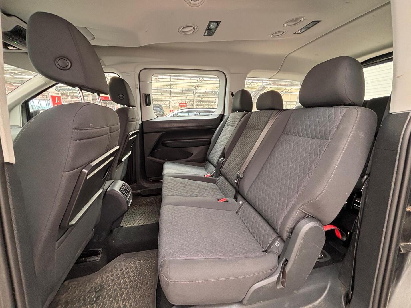 VOLKSWAGEN Caddy Maxi 2023