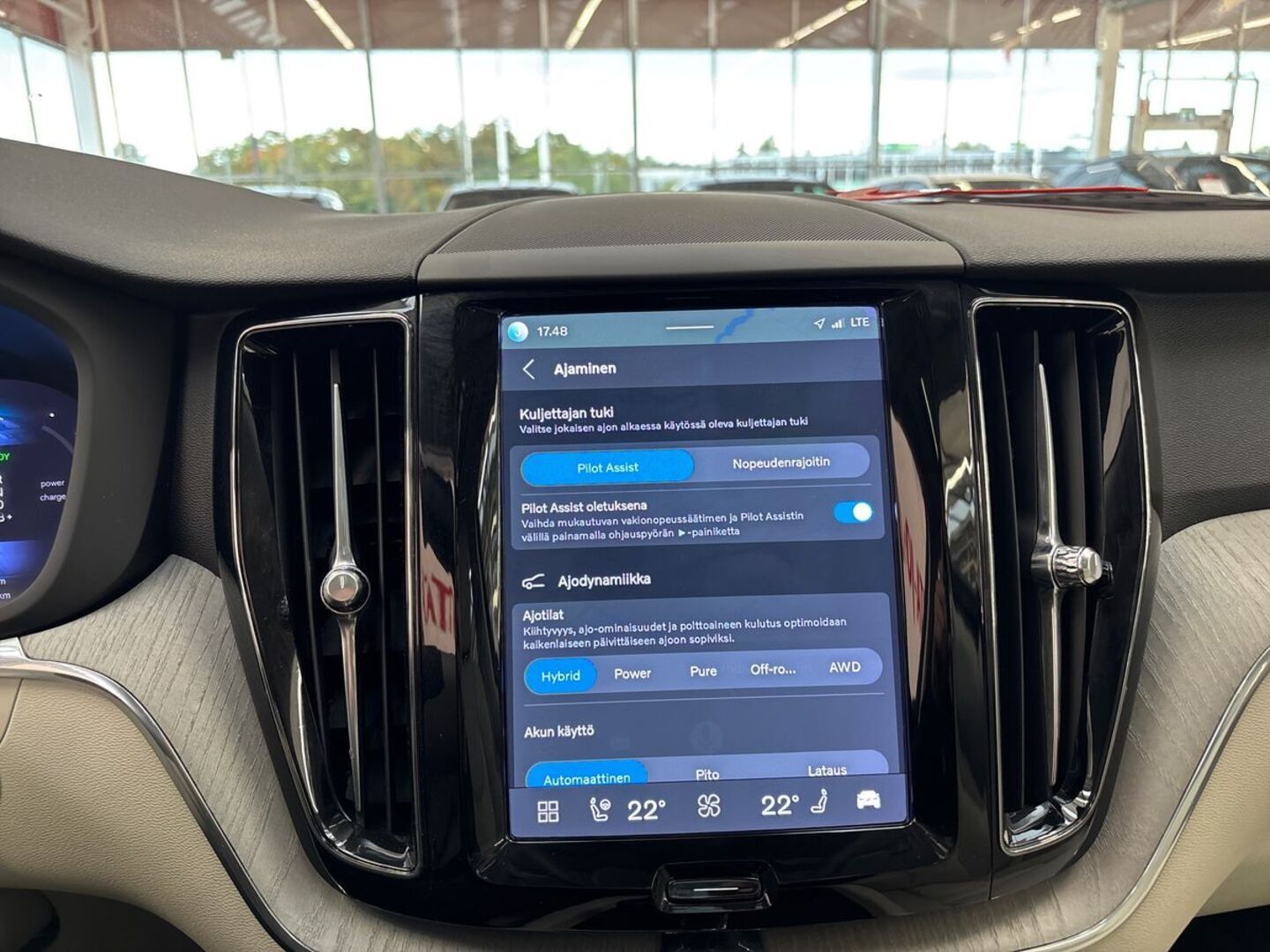 VOLVO XC60 28