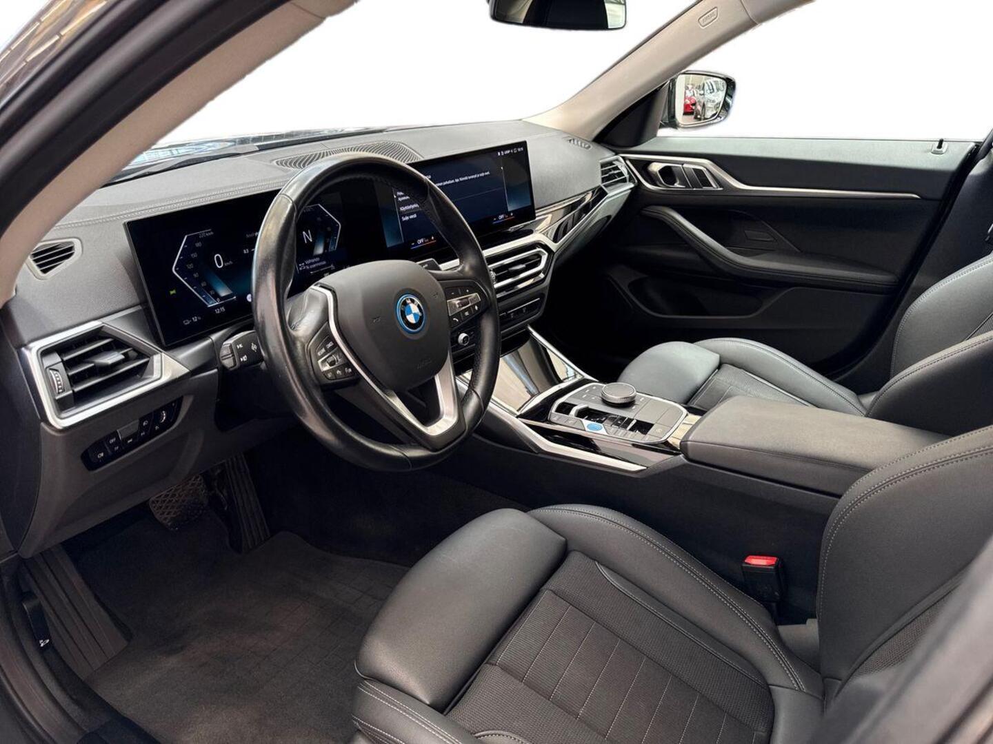 BMW i4 7