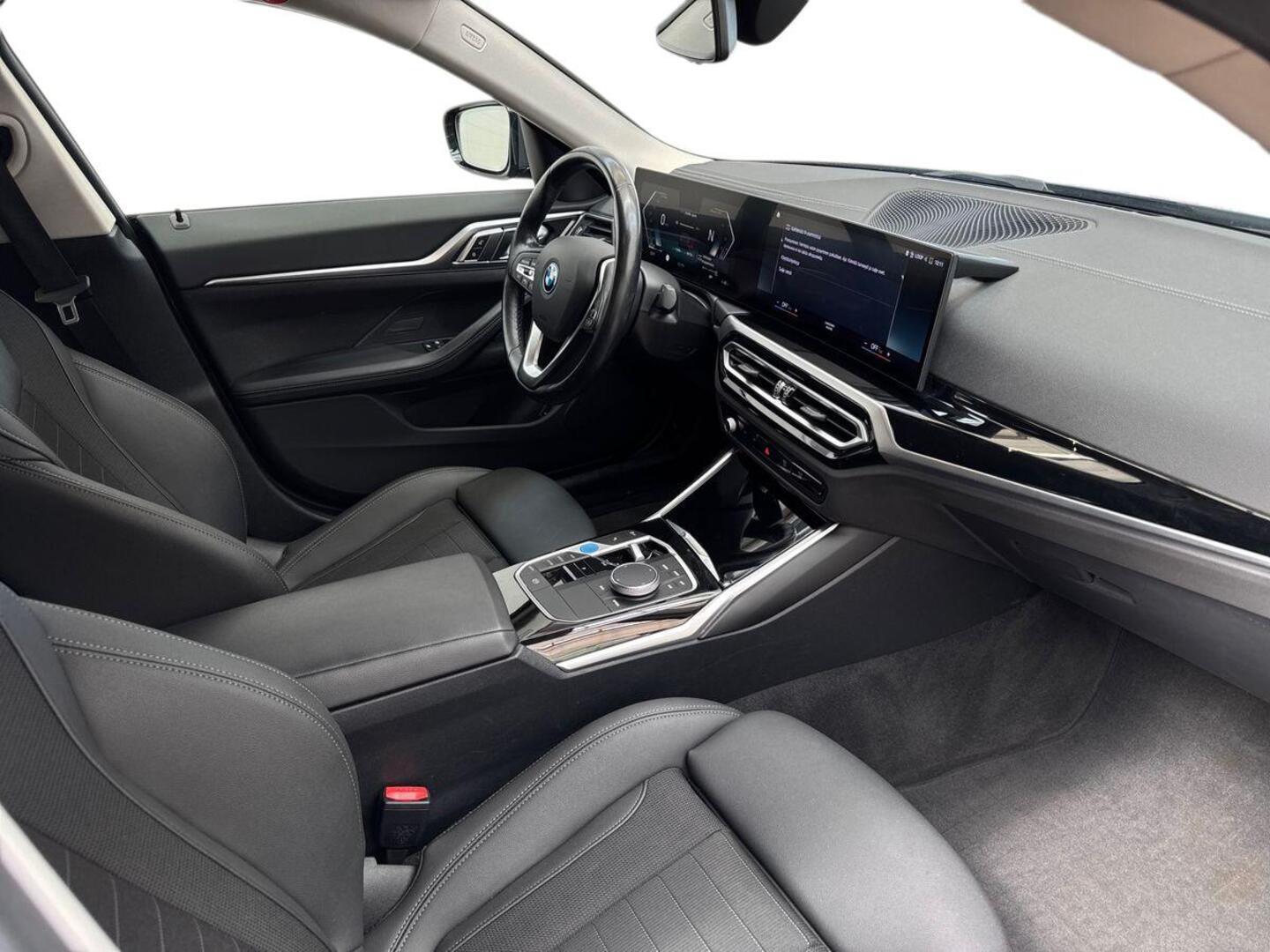 BMW i4 9