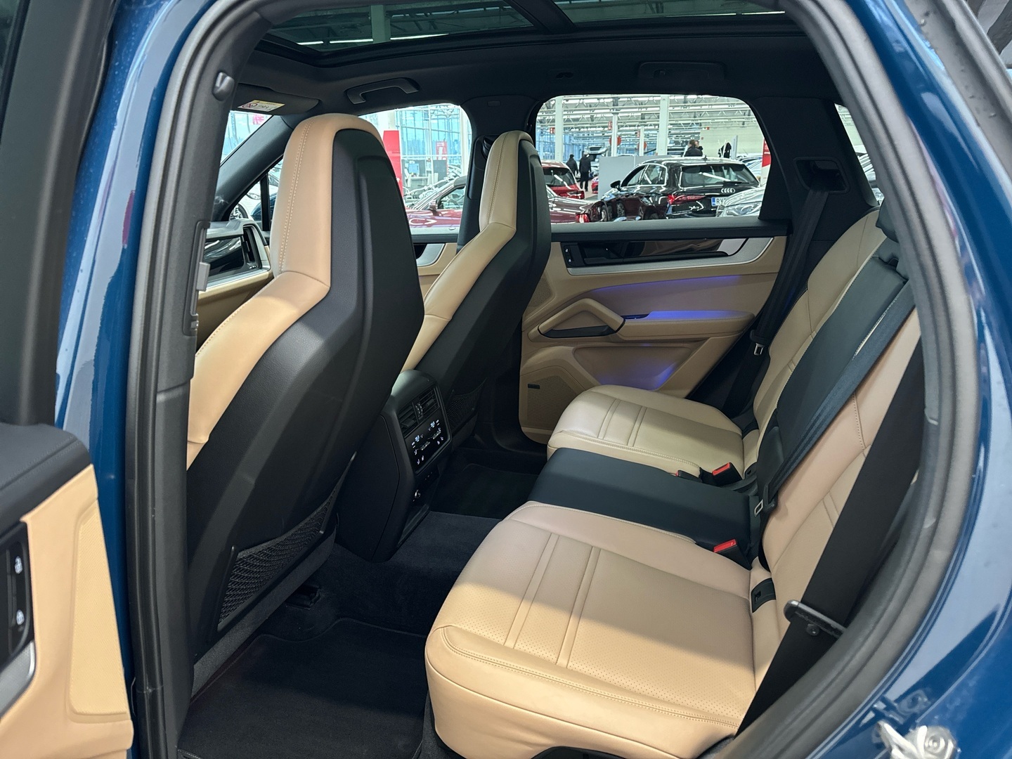 PORSCHE Cayenne 2024